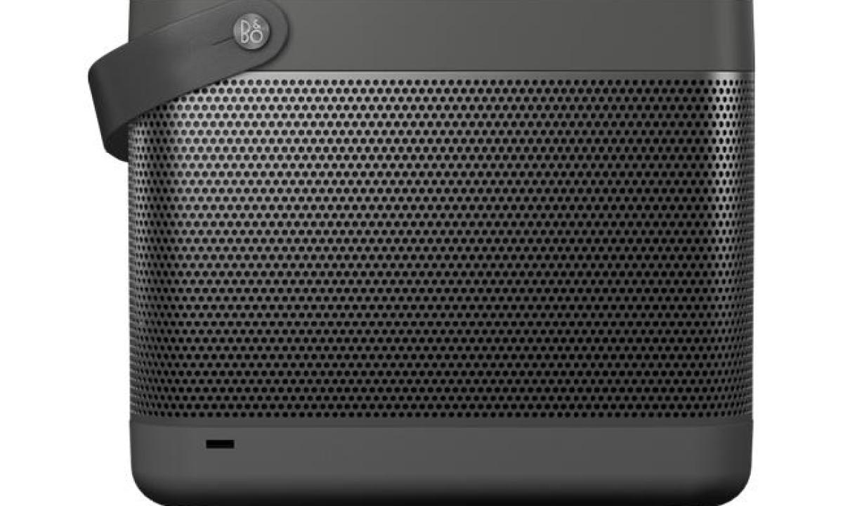 Bang-&-Olufsen-Beolit-12-black-front-2