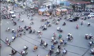 ho chi min city traffic video calls into question all automated car tech hcmtraffic971
