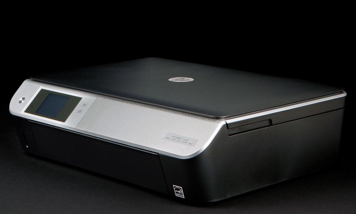 HP ENVY 5530 front angle
