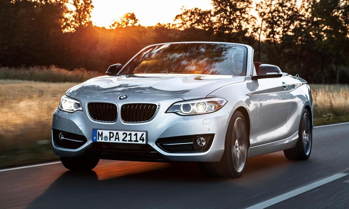 2015 BMW 228i convertible front angle