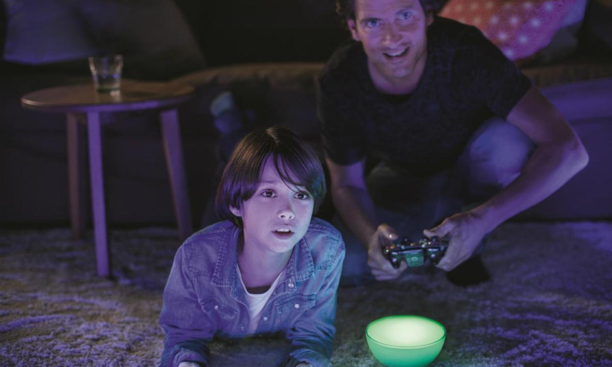 philips hue go is a nifty looking portable led light game