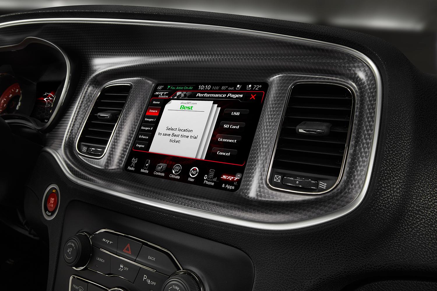 2015 car of the year awards fca uconnect 1