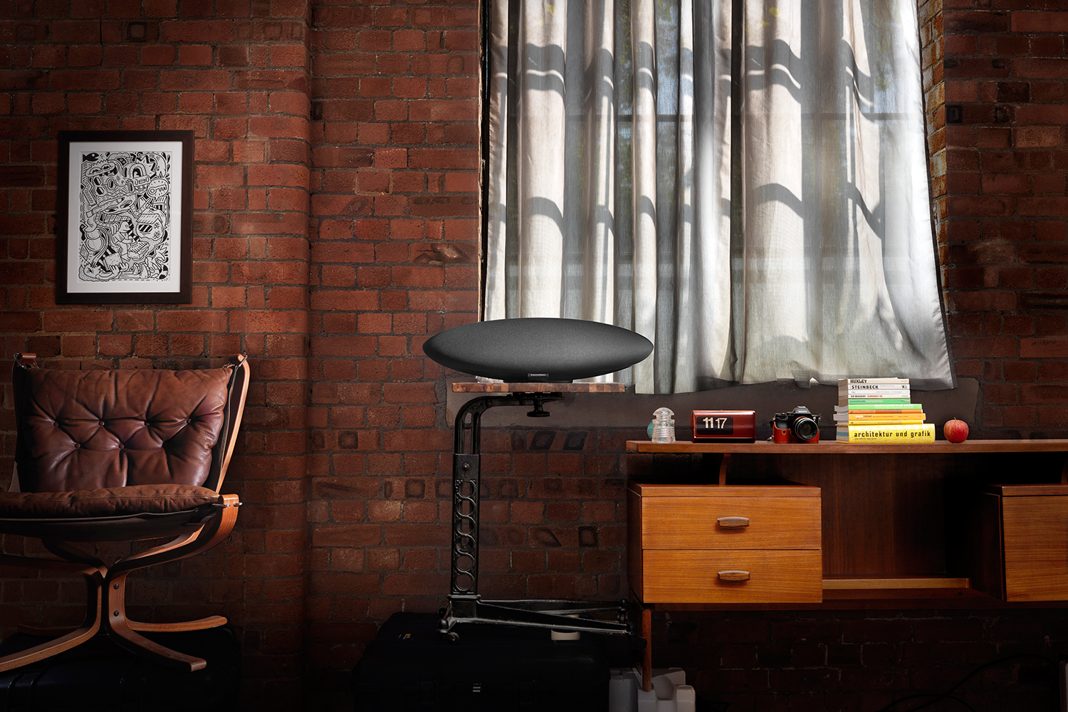 hands on bowers wilkins announces zeppelin wireless  shot1