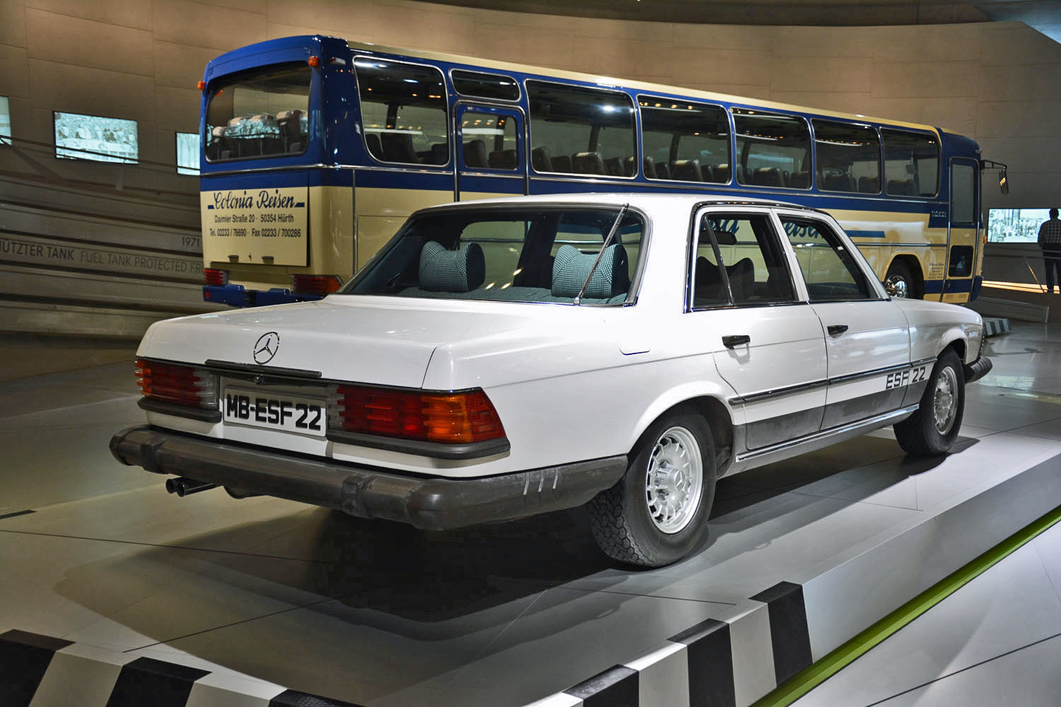 mercedes benz museum stuttgart pictures history ronan glon esf 22 5
