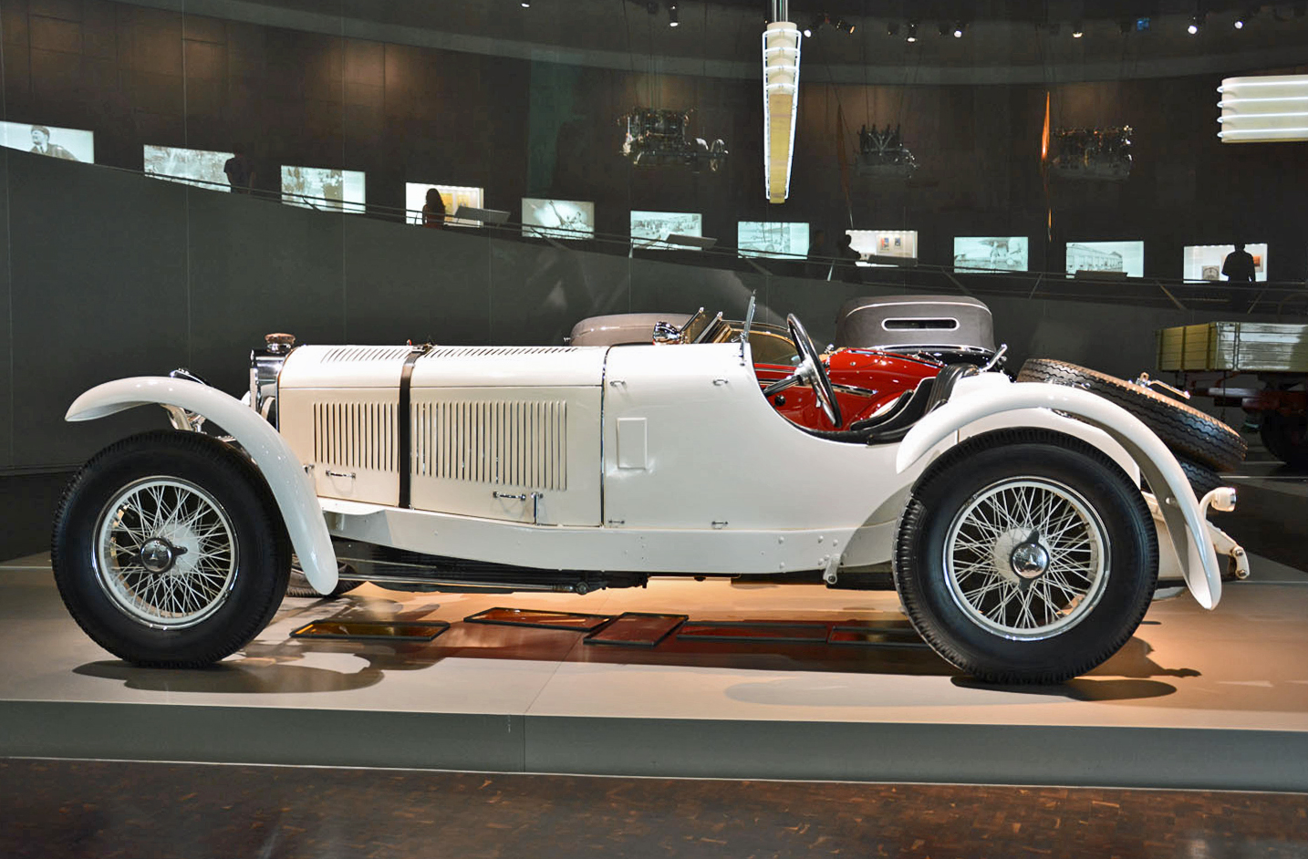 mercedes benz museum stuttgart pictures history ronan glon ssk 4