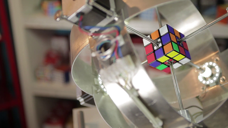 Rubik's Cube Robot