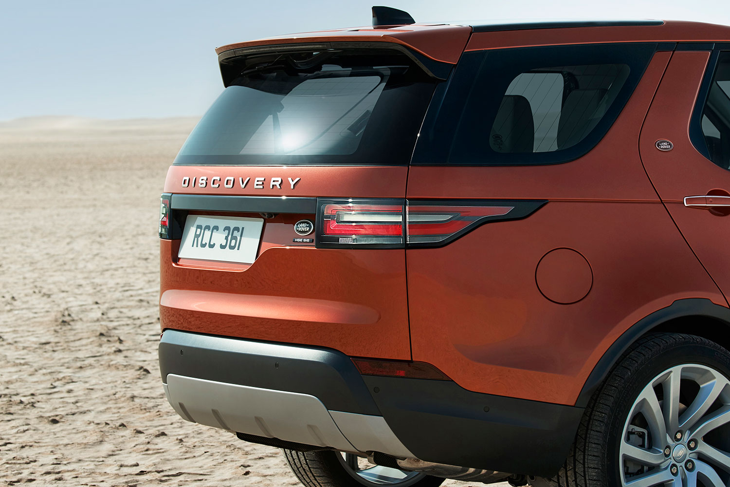 land rover discovery alex heslop interview 2018 001