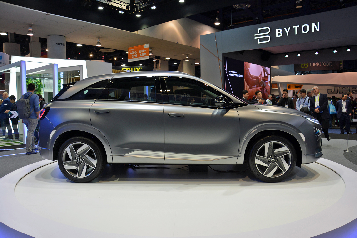 Hyundai Nexo live