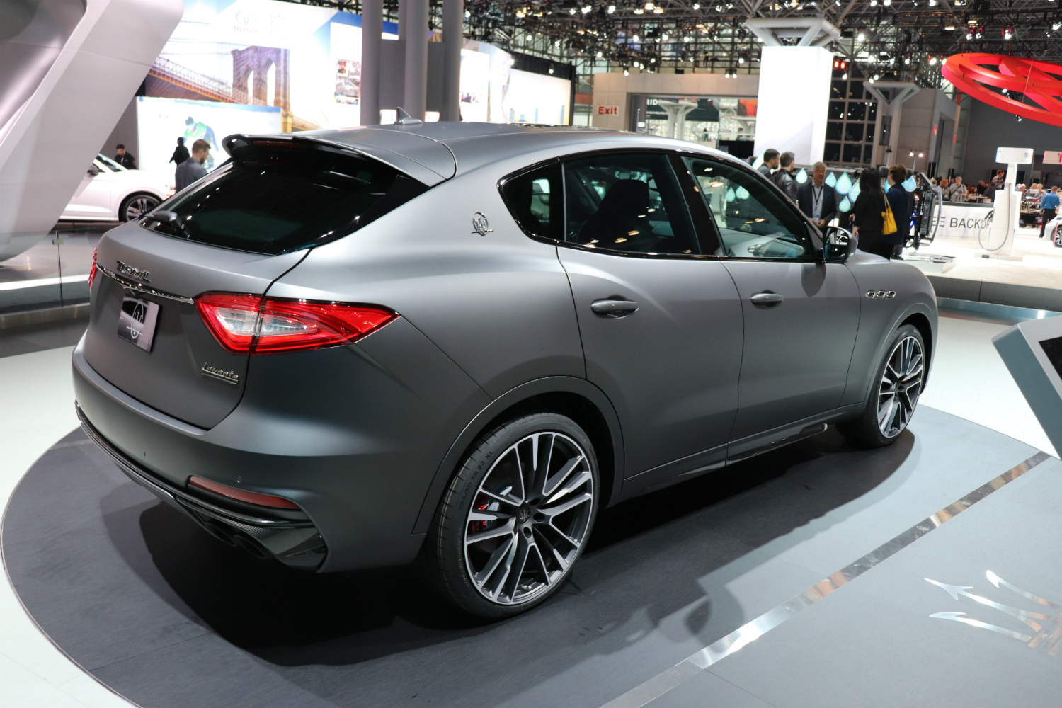 trofeo 2019 maserati levante  16