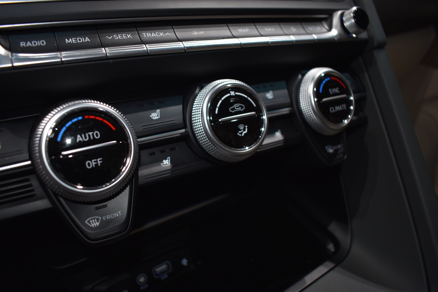 2019 Genesis G70