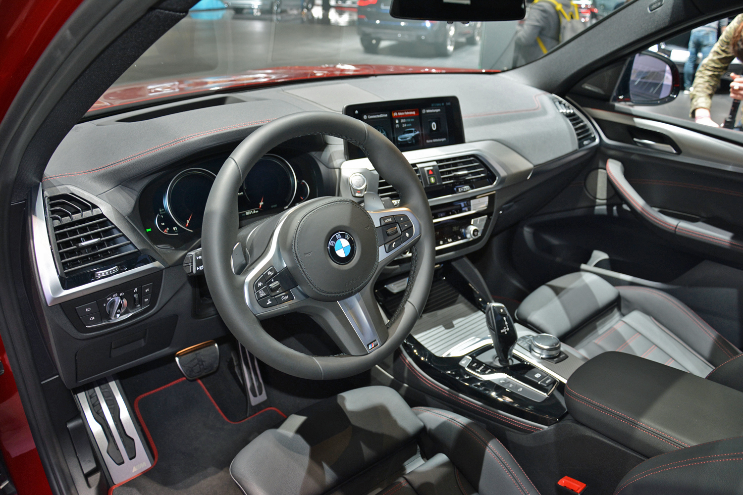 BMW X4 live