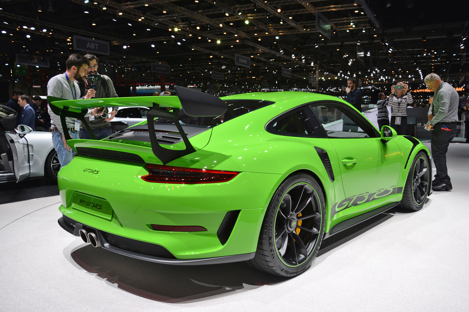 Porsche 911 GT3 RS live