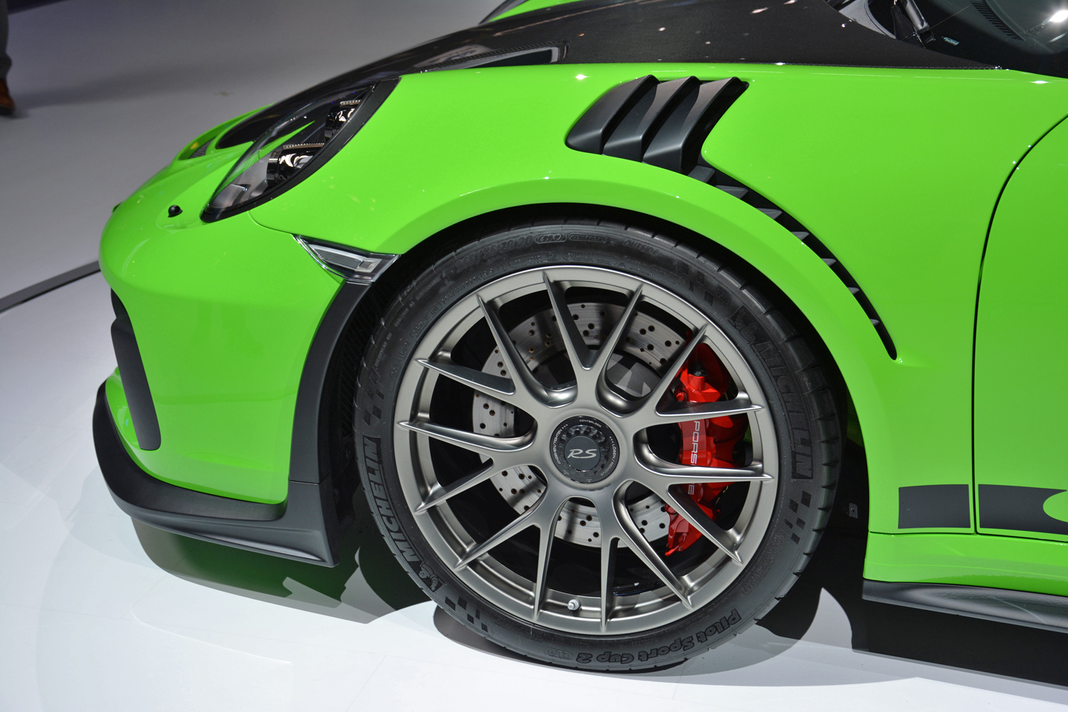 Porsche 911 GT3 RS Weissach Package
