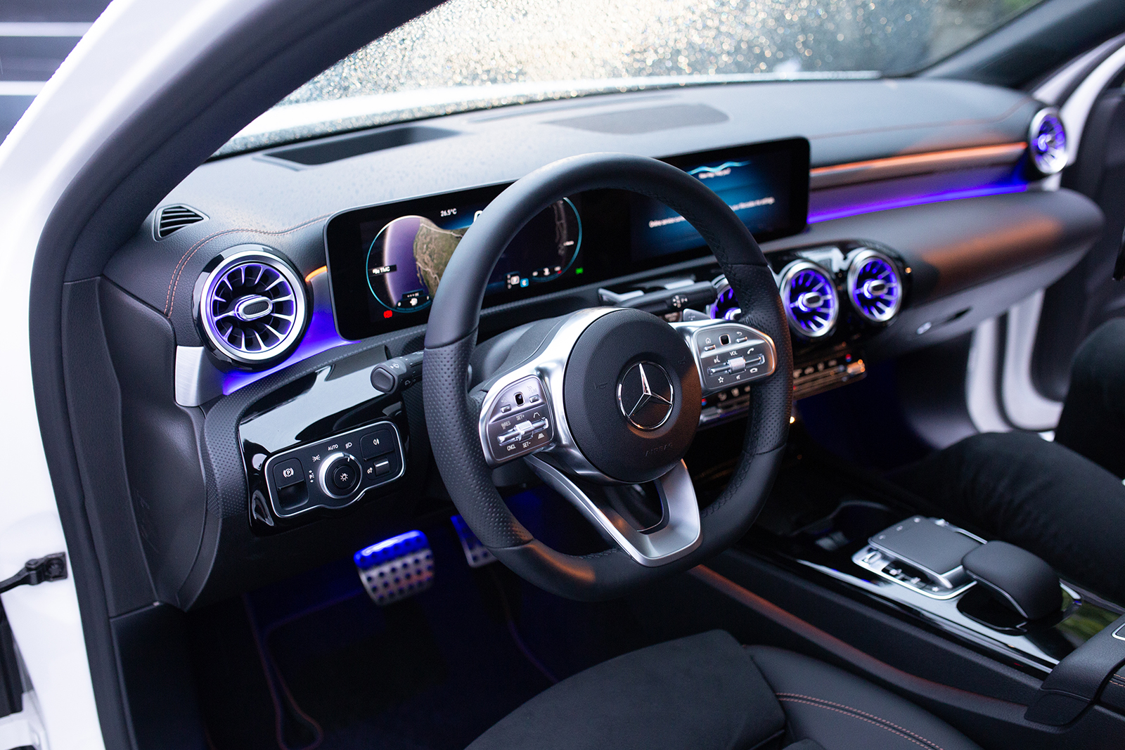 the mercedes benz a class sedan brings stuttgart luxury to masses 2019  11