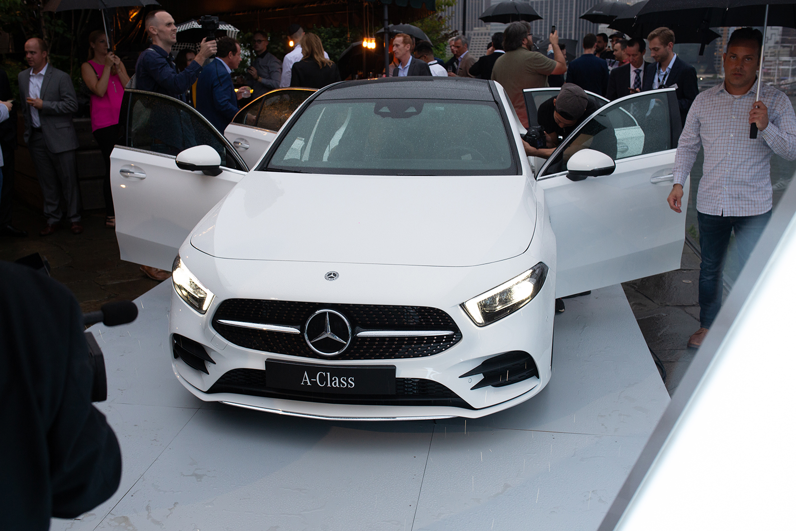 the mercedes benz a class sedan brings stuttgart luxury to masses 2019  9