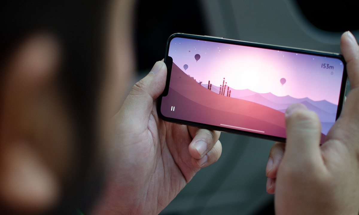 apple iphone xs max review feat