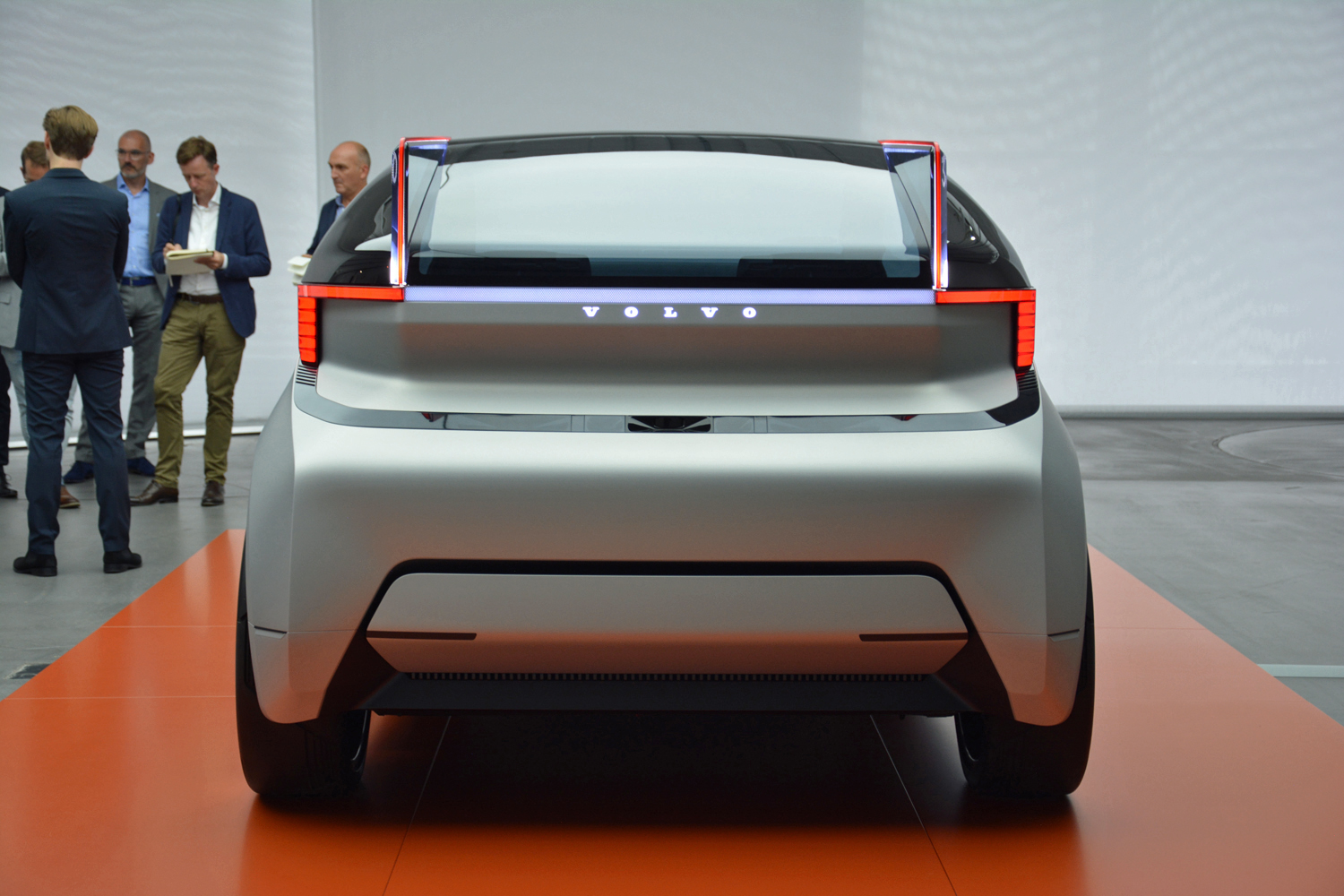 Volvo 360c concept