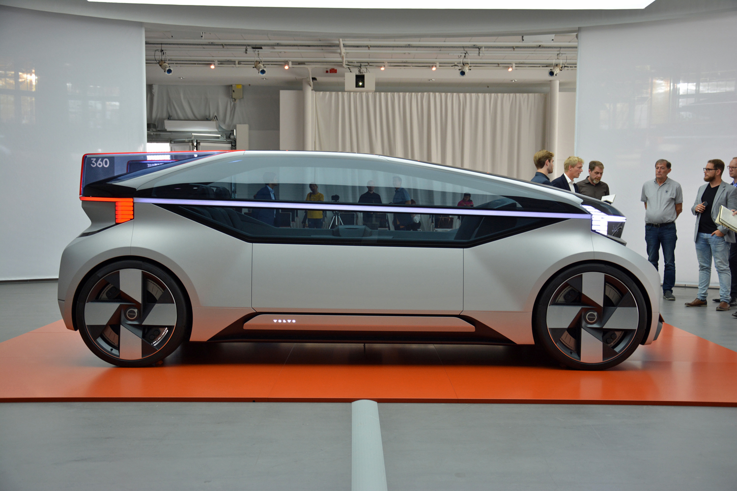 Volvo 360c concept