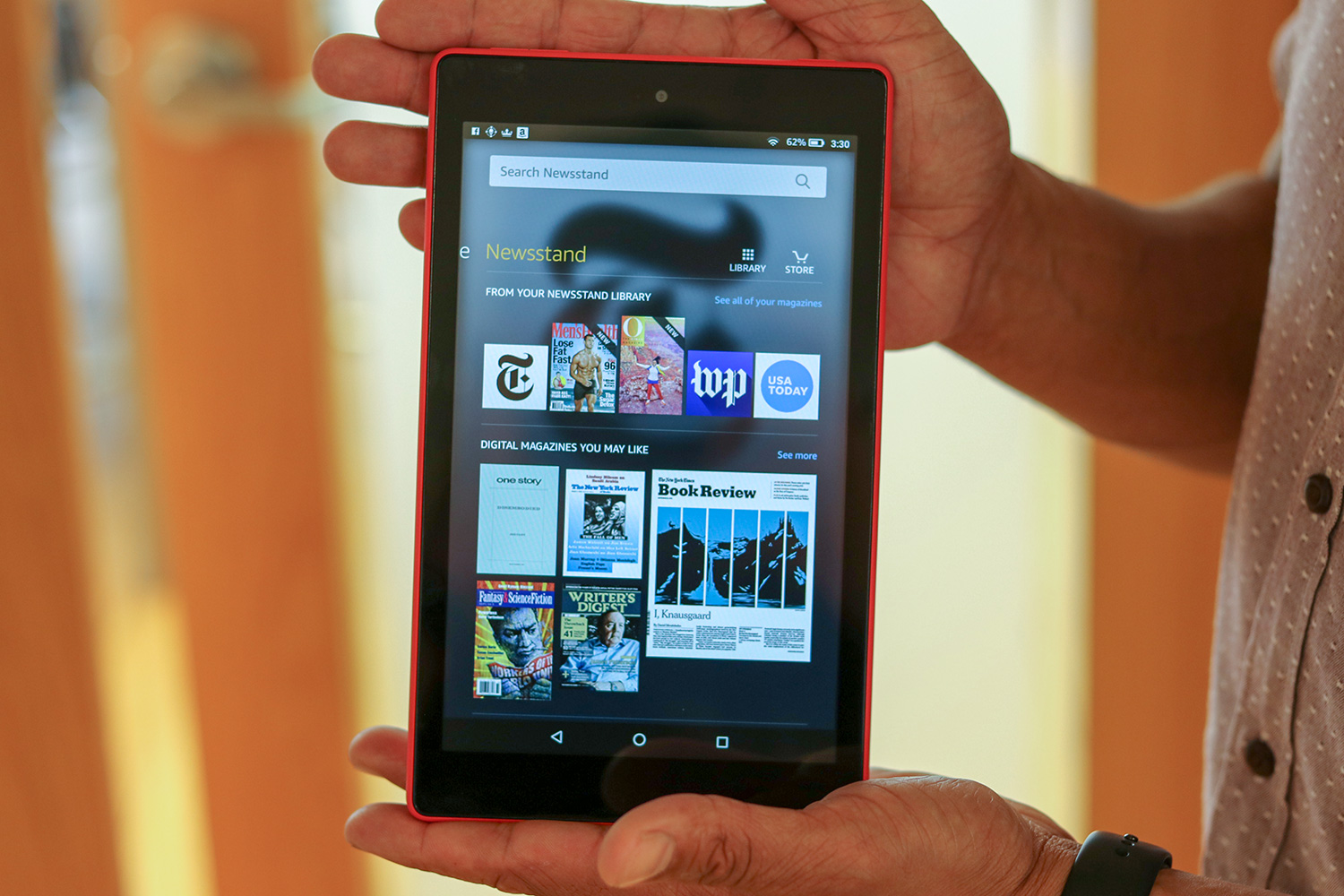 Amazon Fire HD 8 newsstand