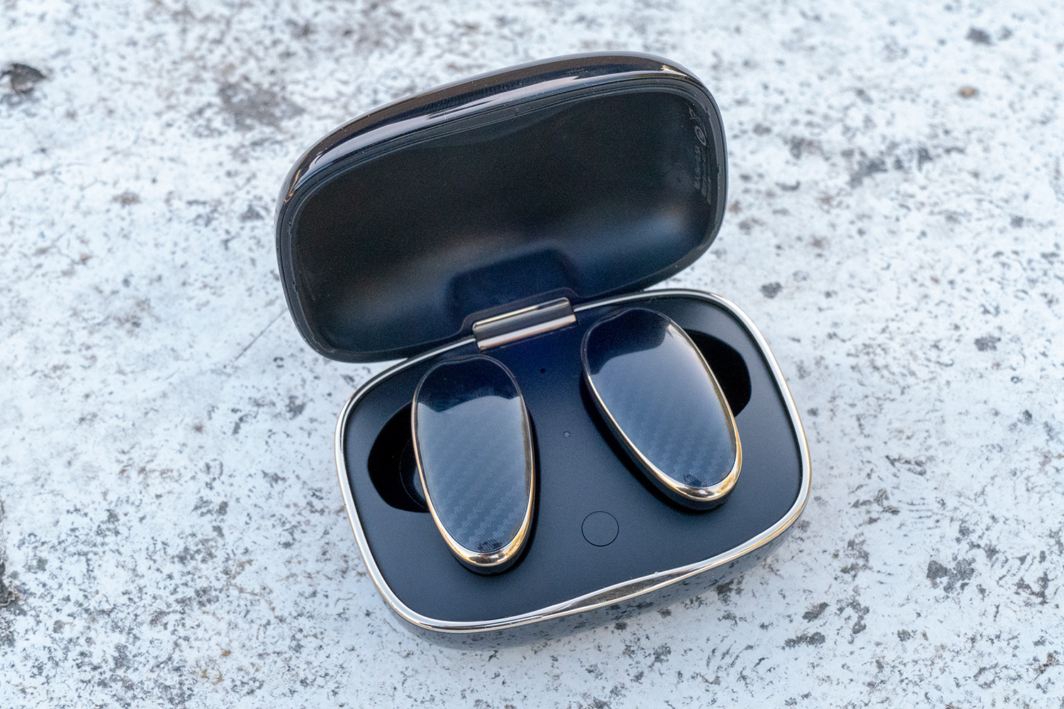 oppo find x lamborghini headphones