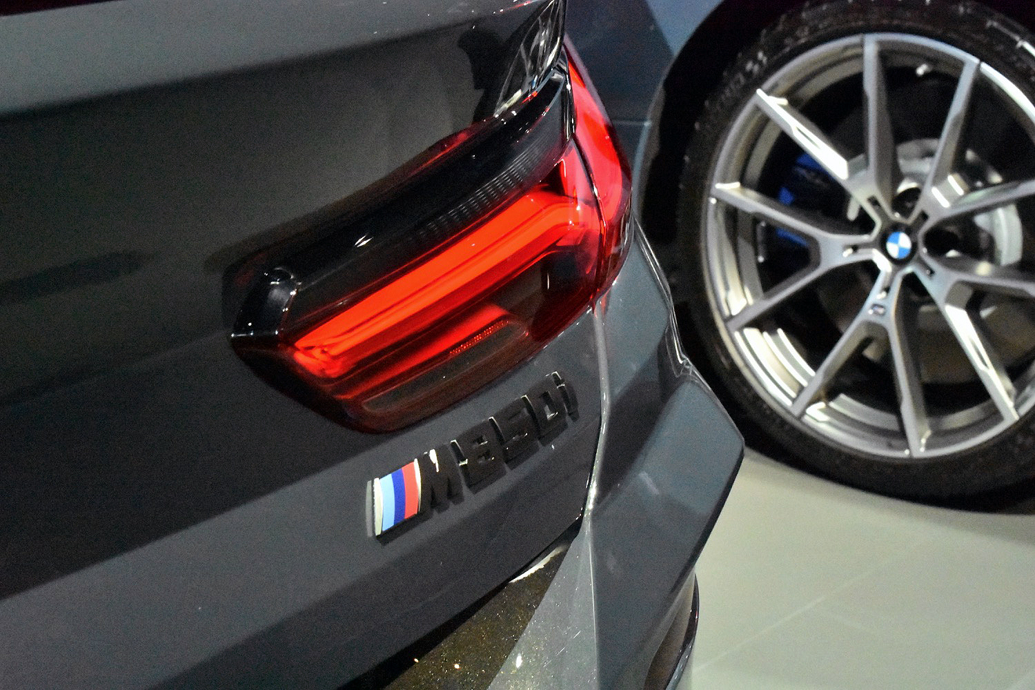 2019 bmw 8 series convertible se vert 10