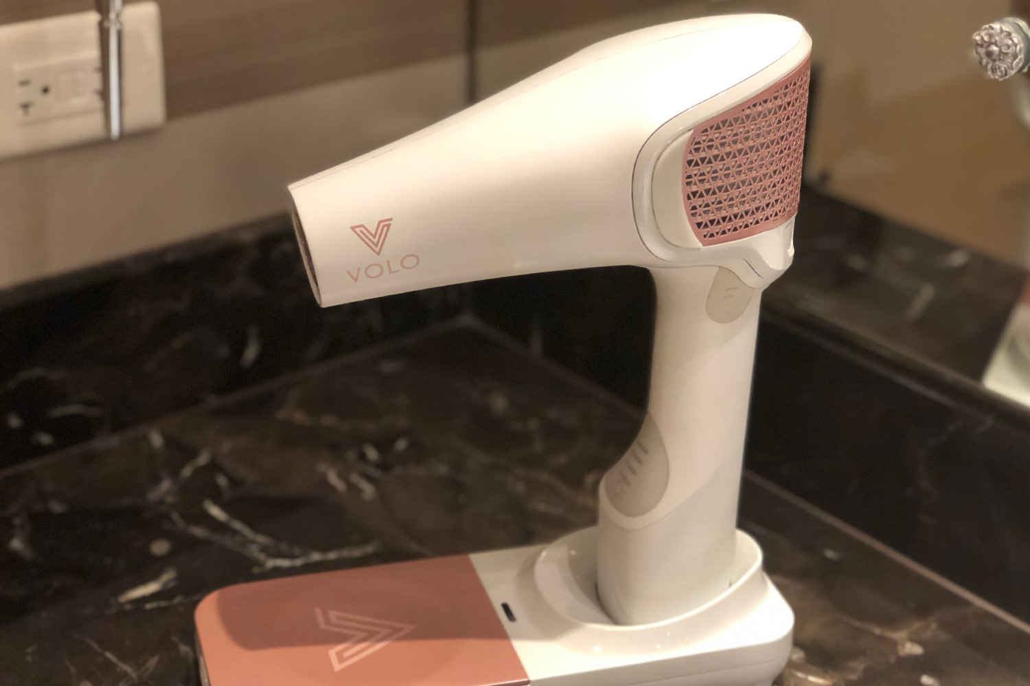 volo go cordless hair dryer ces 2019 hairdryer 3