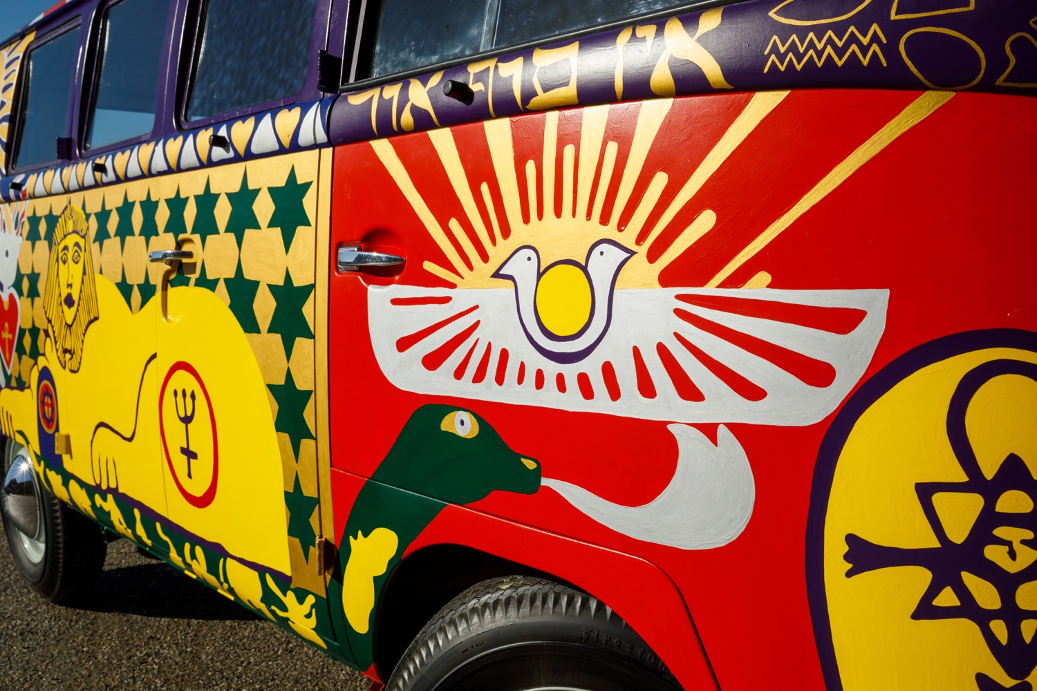Volkswagen 'Light' bus
