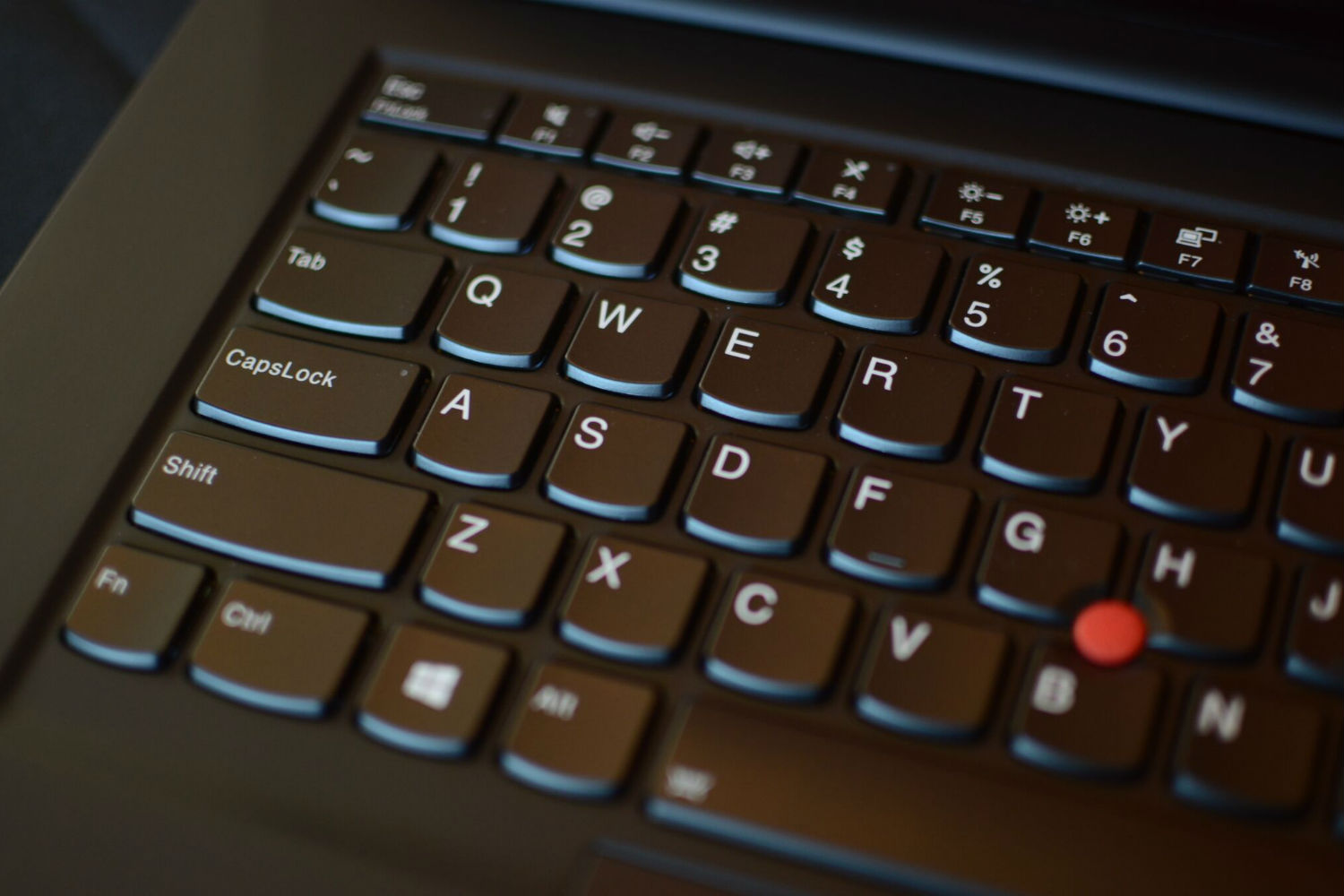 lenovo announces oled thinkpad extreme 1