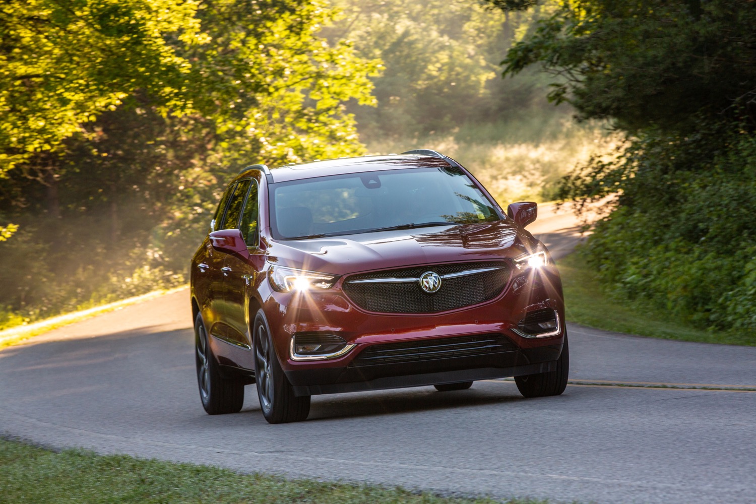 2020 buick enclave with sport touring package