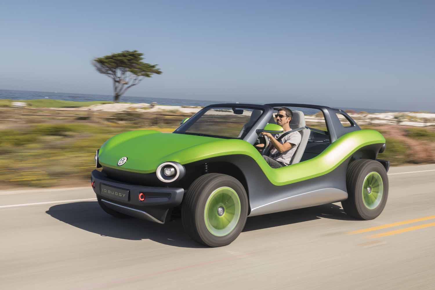 volkswagens electric dune buggy could reach production vw id rg 1