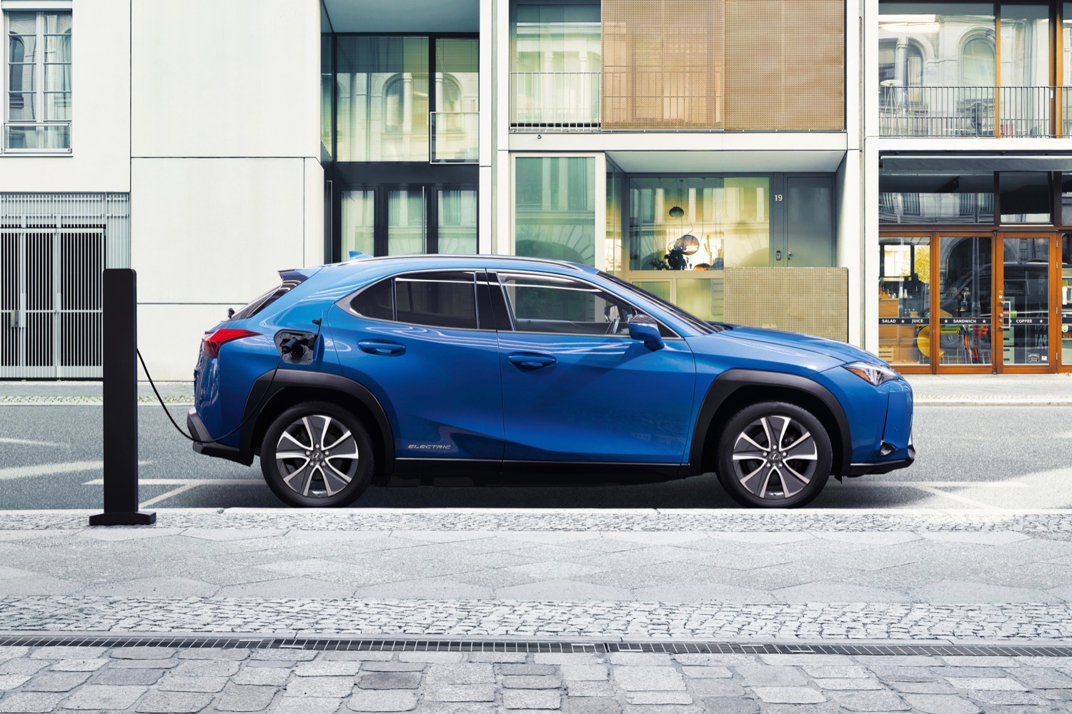 lexus ux 300e electric car unveiled in china