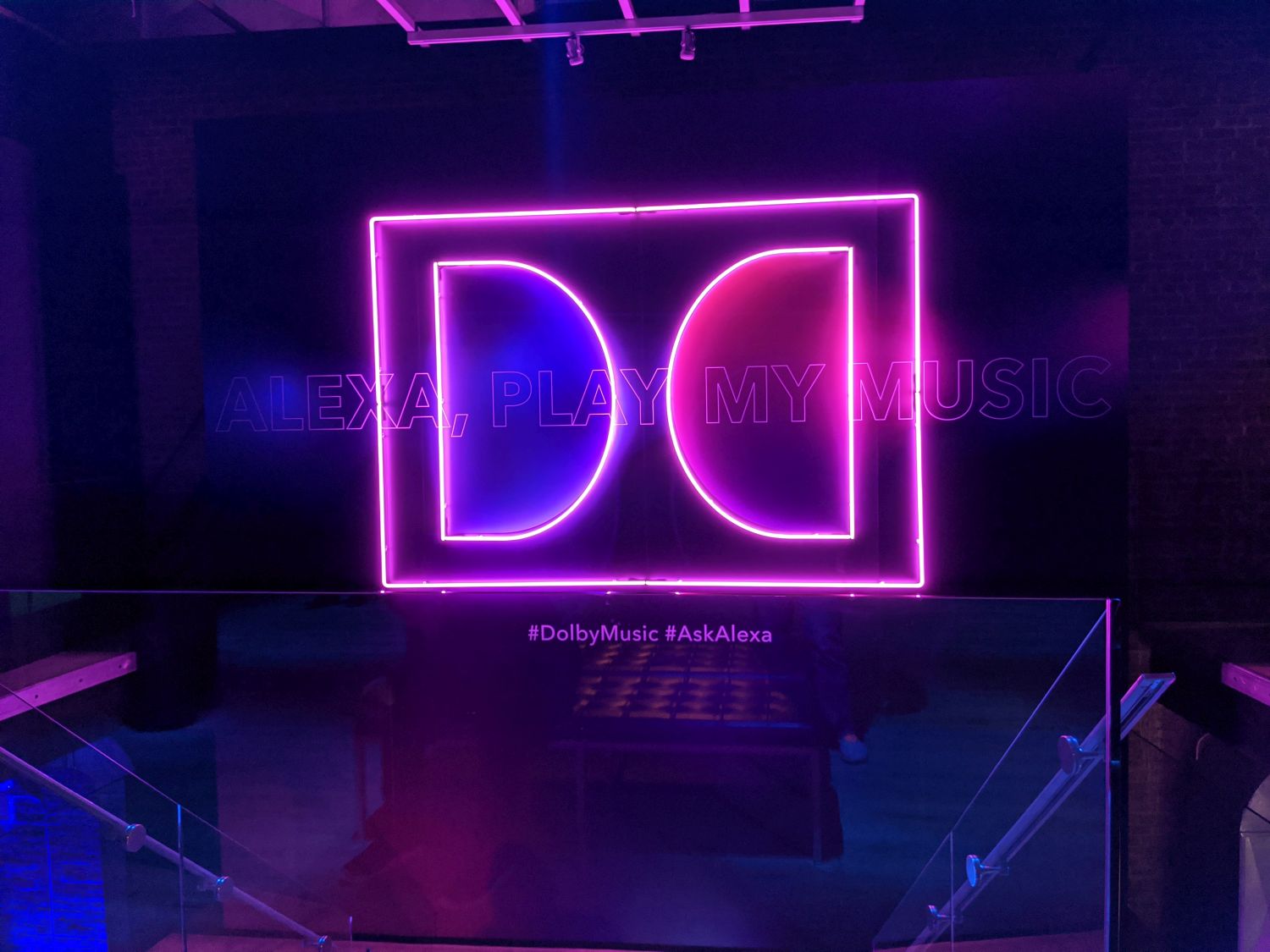 dolby sign
