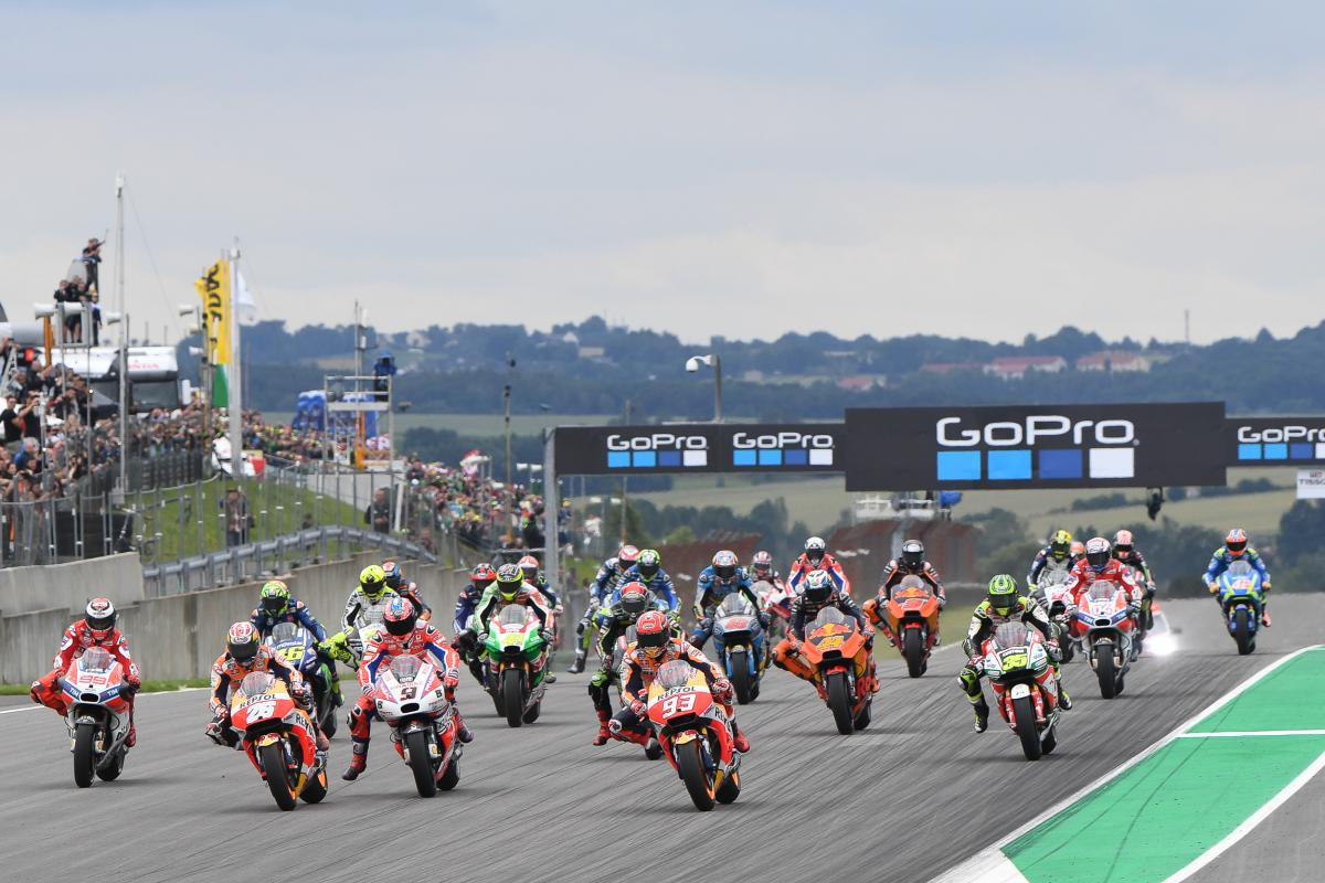 airbag racing suits mandatory for 2020 american flat track motogp  1