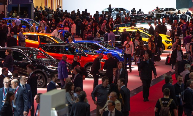 geneva motor show crowd
