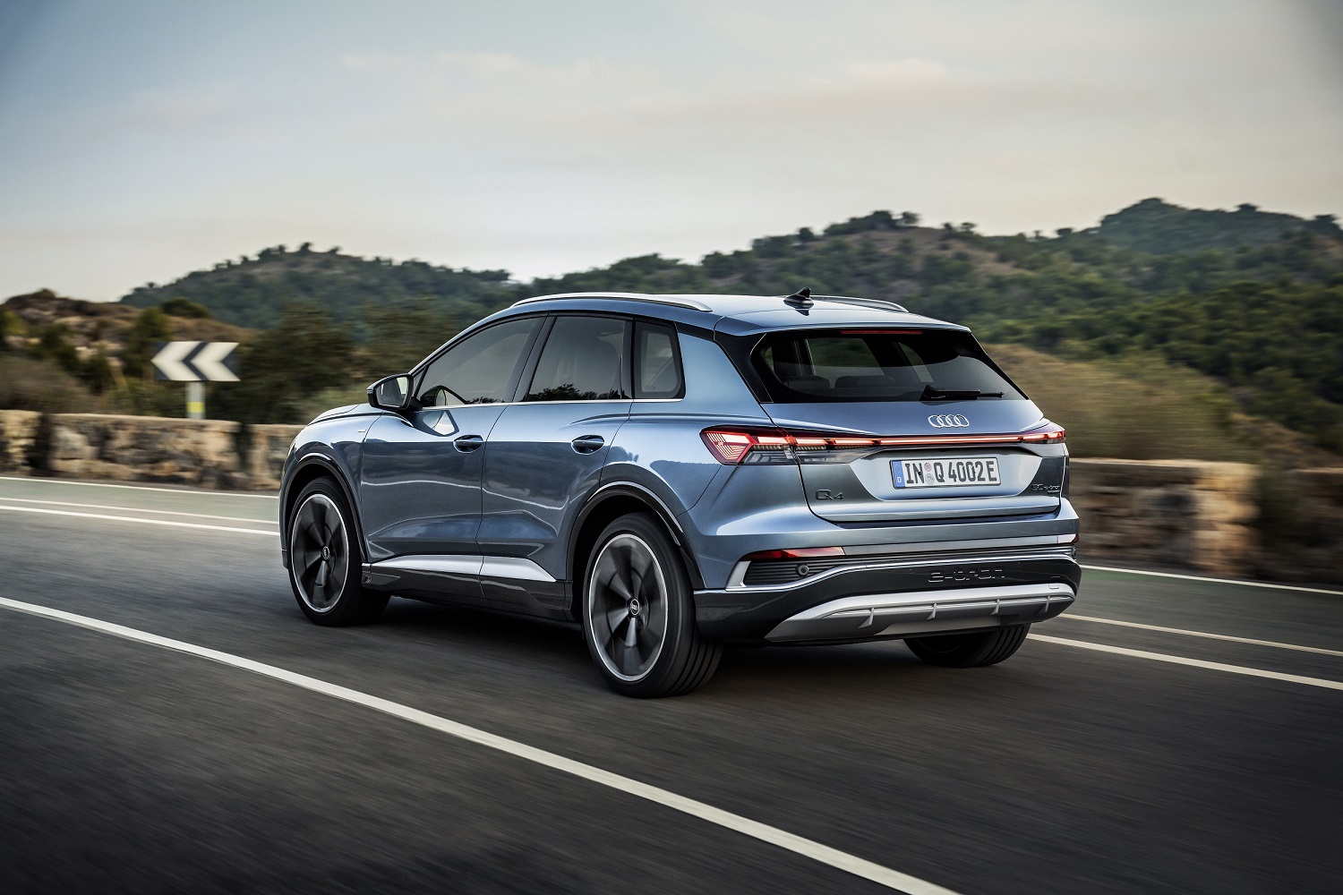 2022 audi q4 sportback e tron electric crossover unveiled