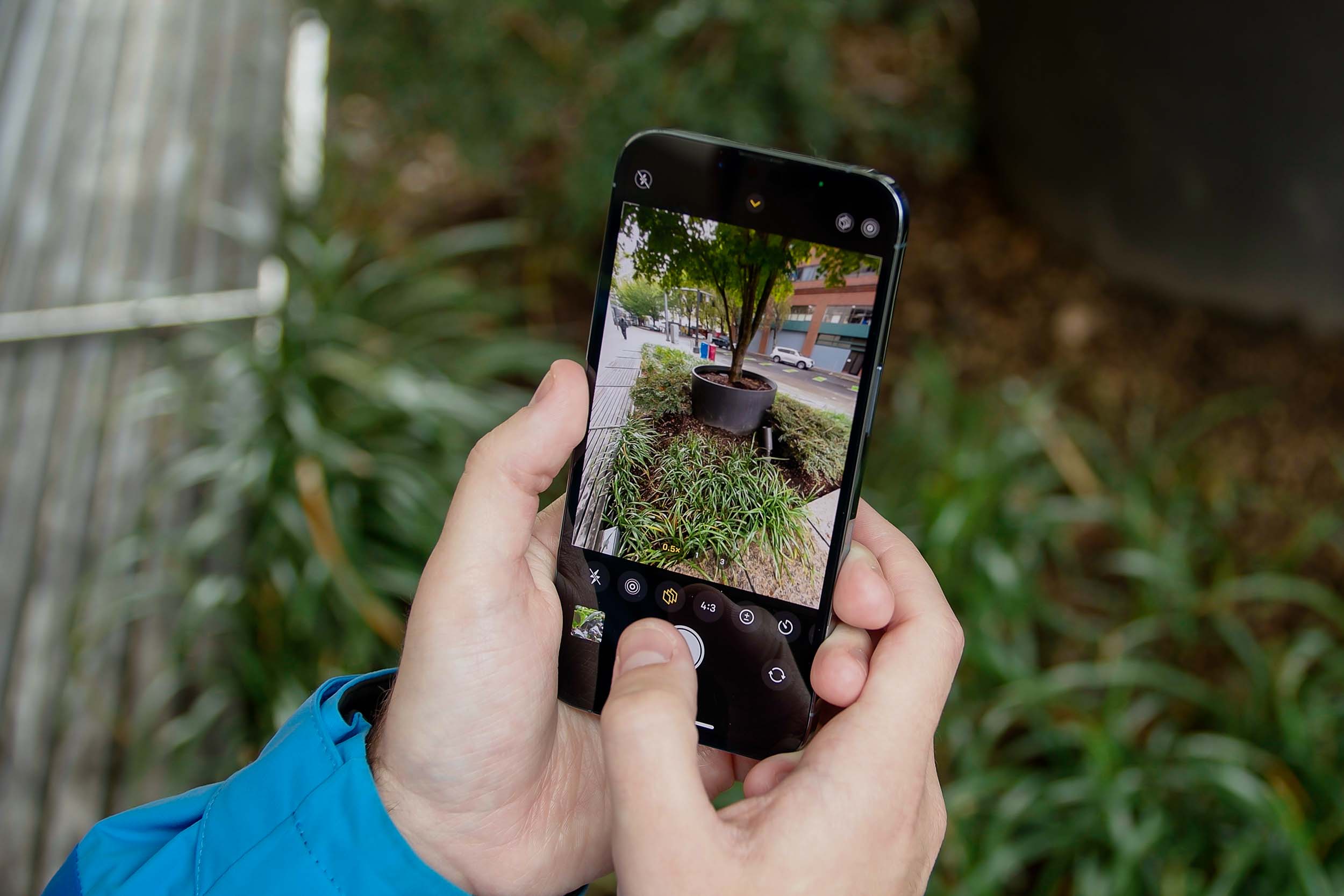 iPhone 13 Pro camera viewfinder