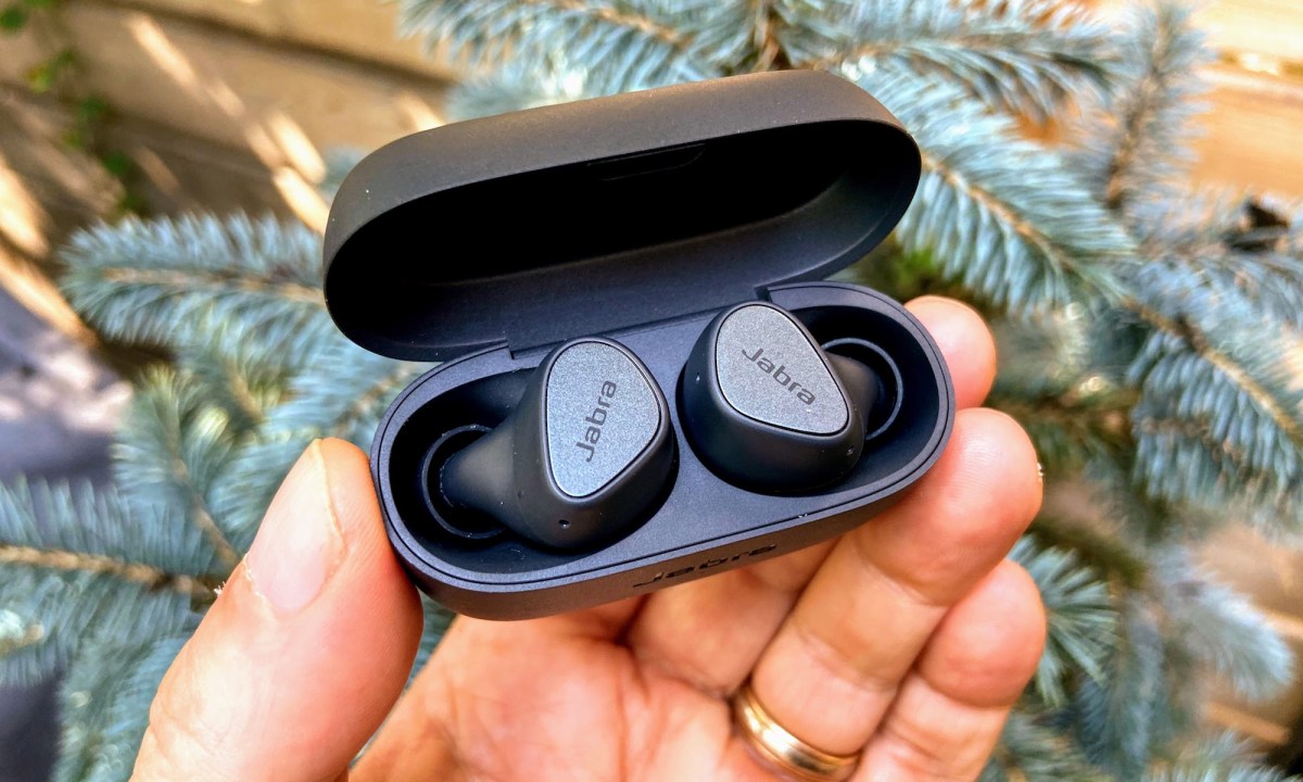 The Jabra Elite 3 true wireless earbuds in their charging case.