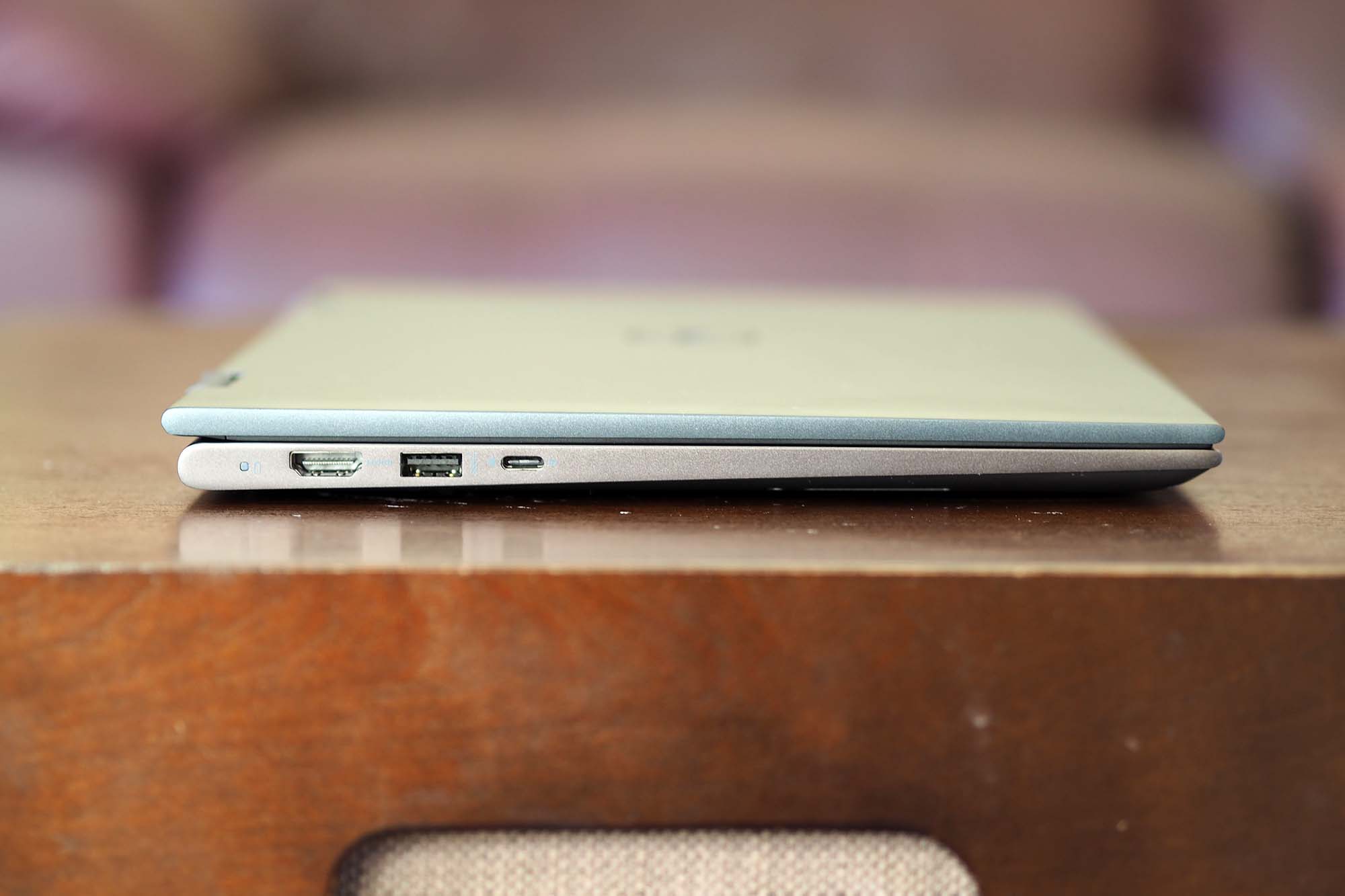 Full-size HDMI port, a USB-A 3.2 Gen 1 port, and a USB-C 3.2 Gen 1 port along the left-hand side of the Dell Inspiron 14 2-in-1.