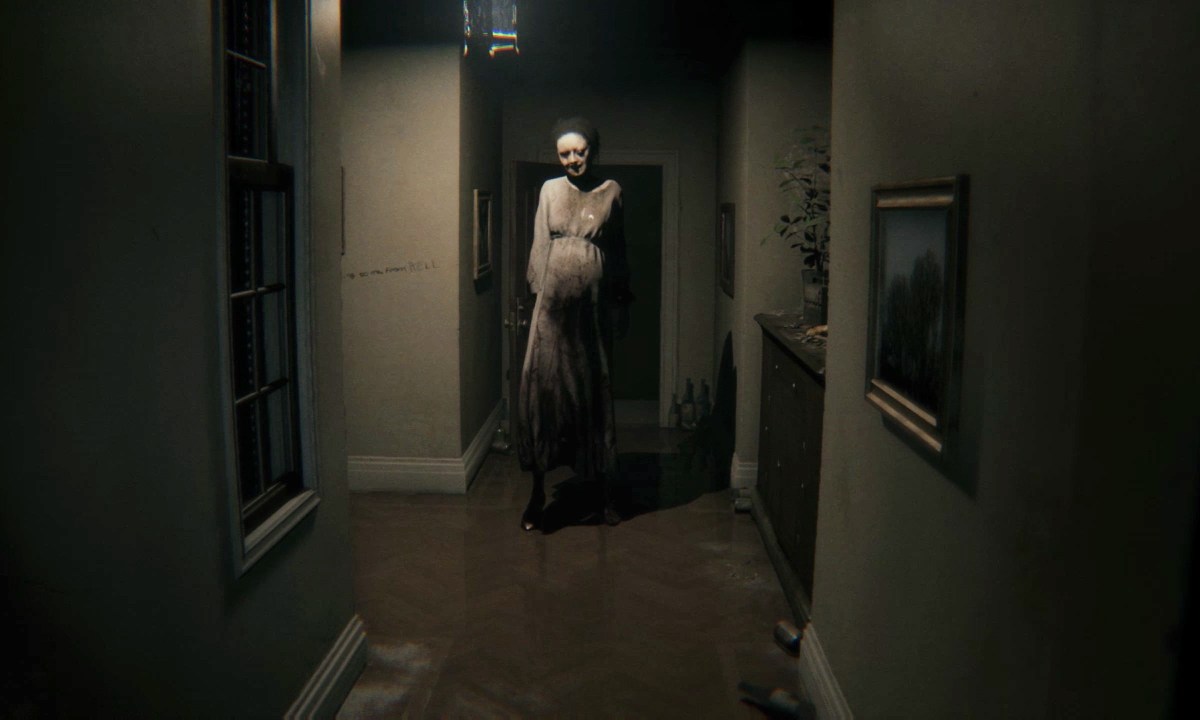 Lisa pursuing the player in P.T.