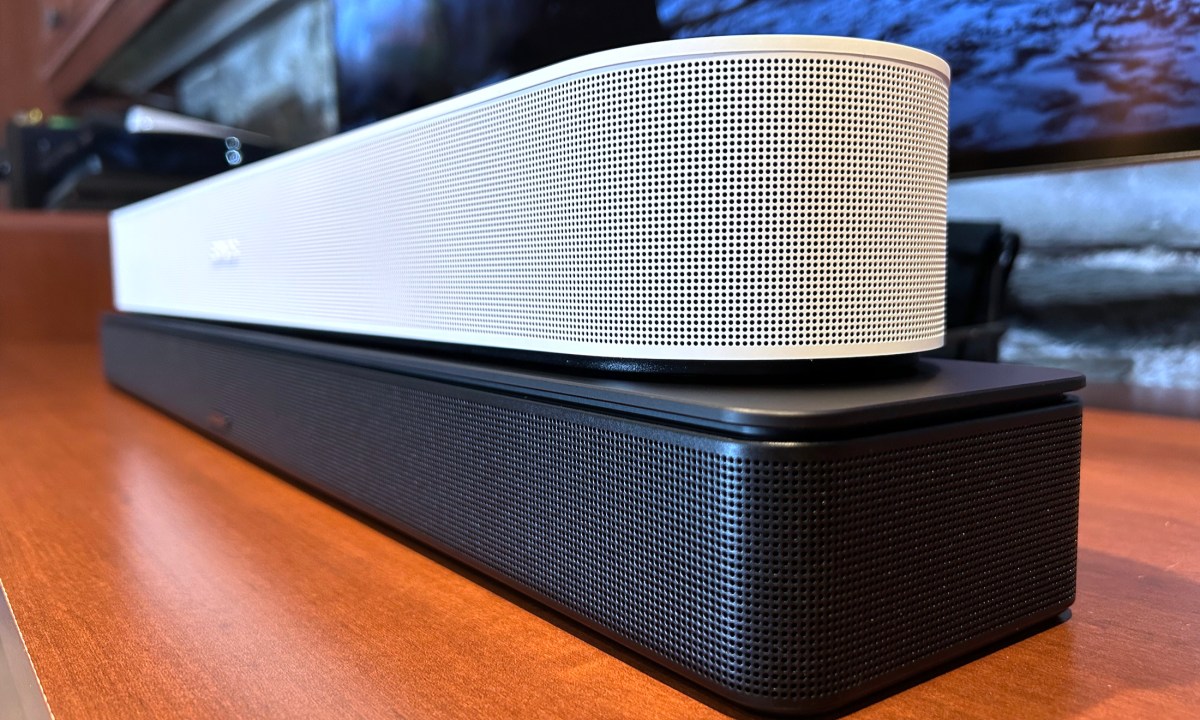 Bose Smart Soundbar 600 and Sonos Beam Gen 2.