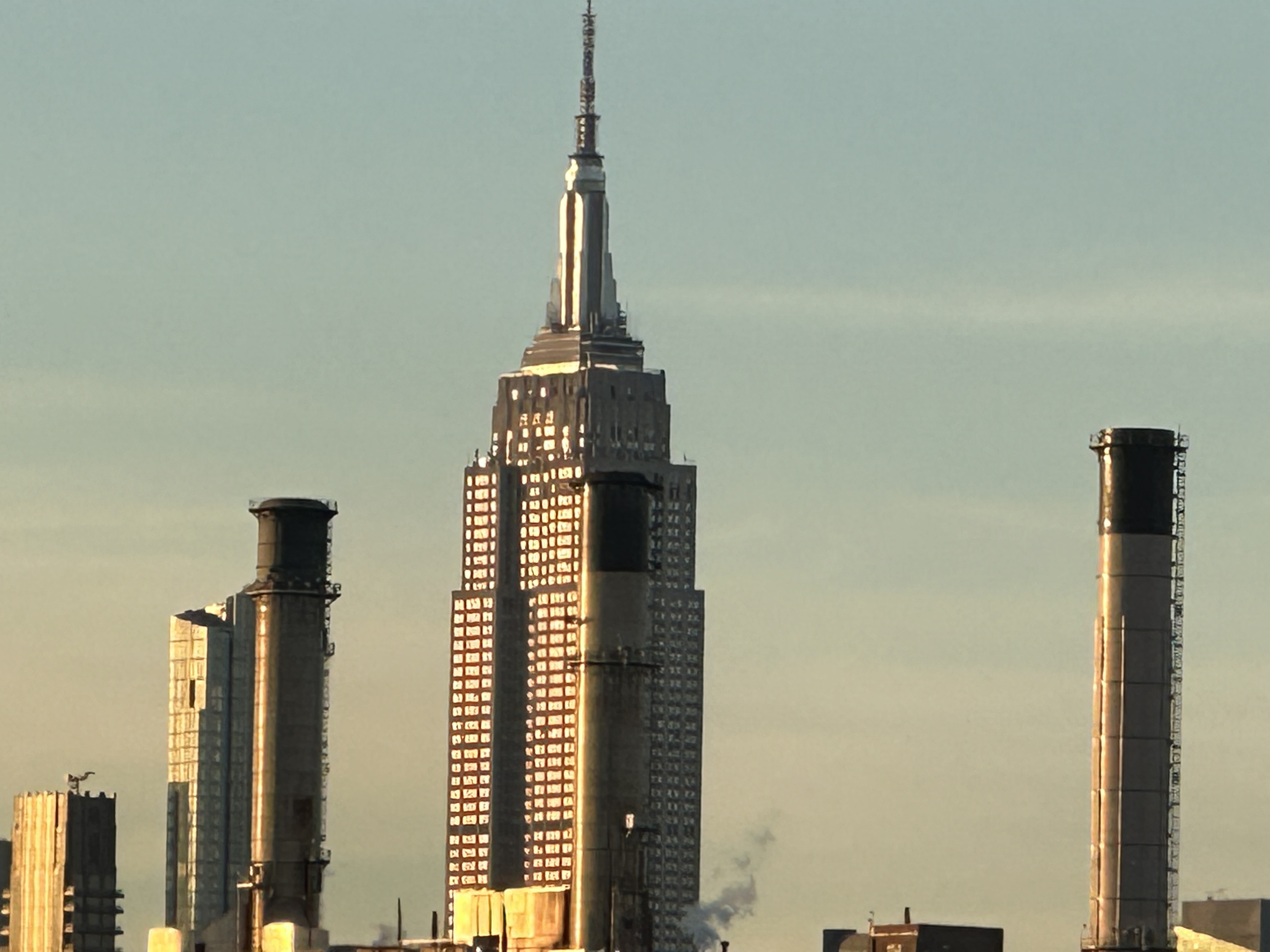 Zoomed photo of a building, taken with the iPhone 14 Pro.
