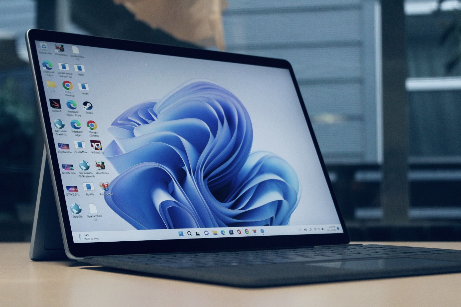 The screen of the Surface Pro 9.