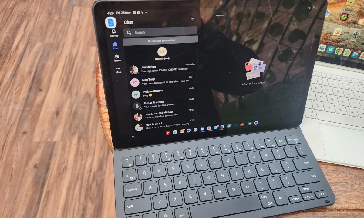 Running Microsoft Teams on the Galaxy Tab S8.