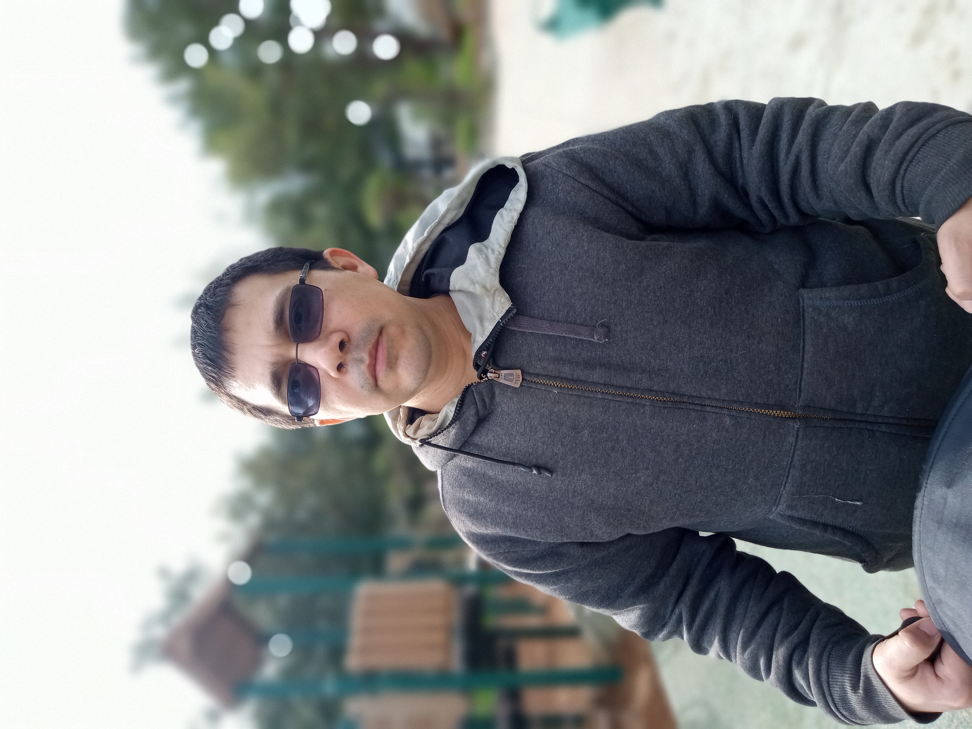 Moto G Play (2023) portrait mode image max blur