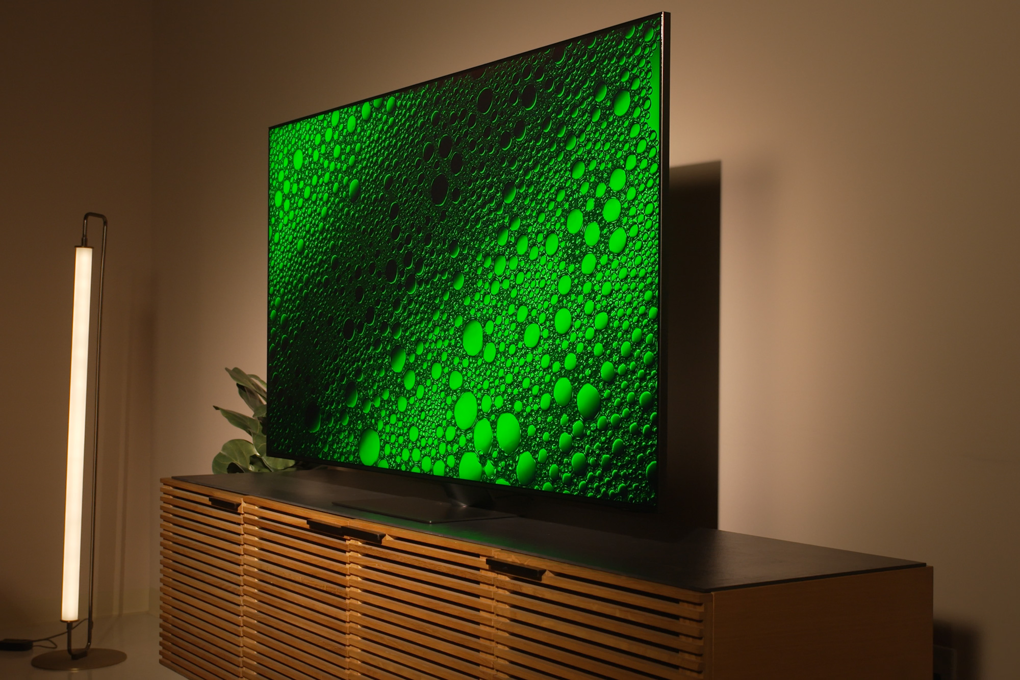 Samsung QN900C 8K TV
