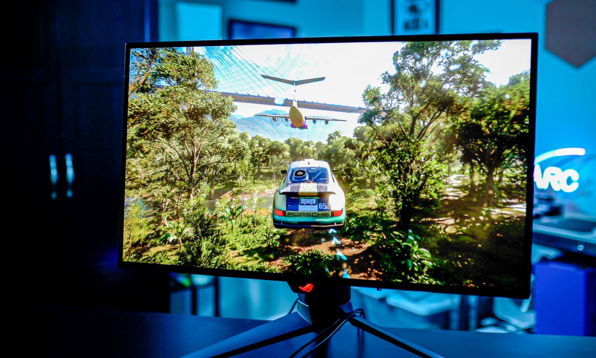 Forza Horizon 5 on the Asus ROG PG27AQDM.