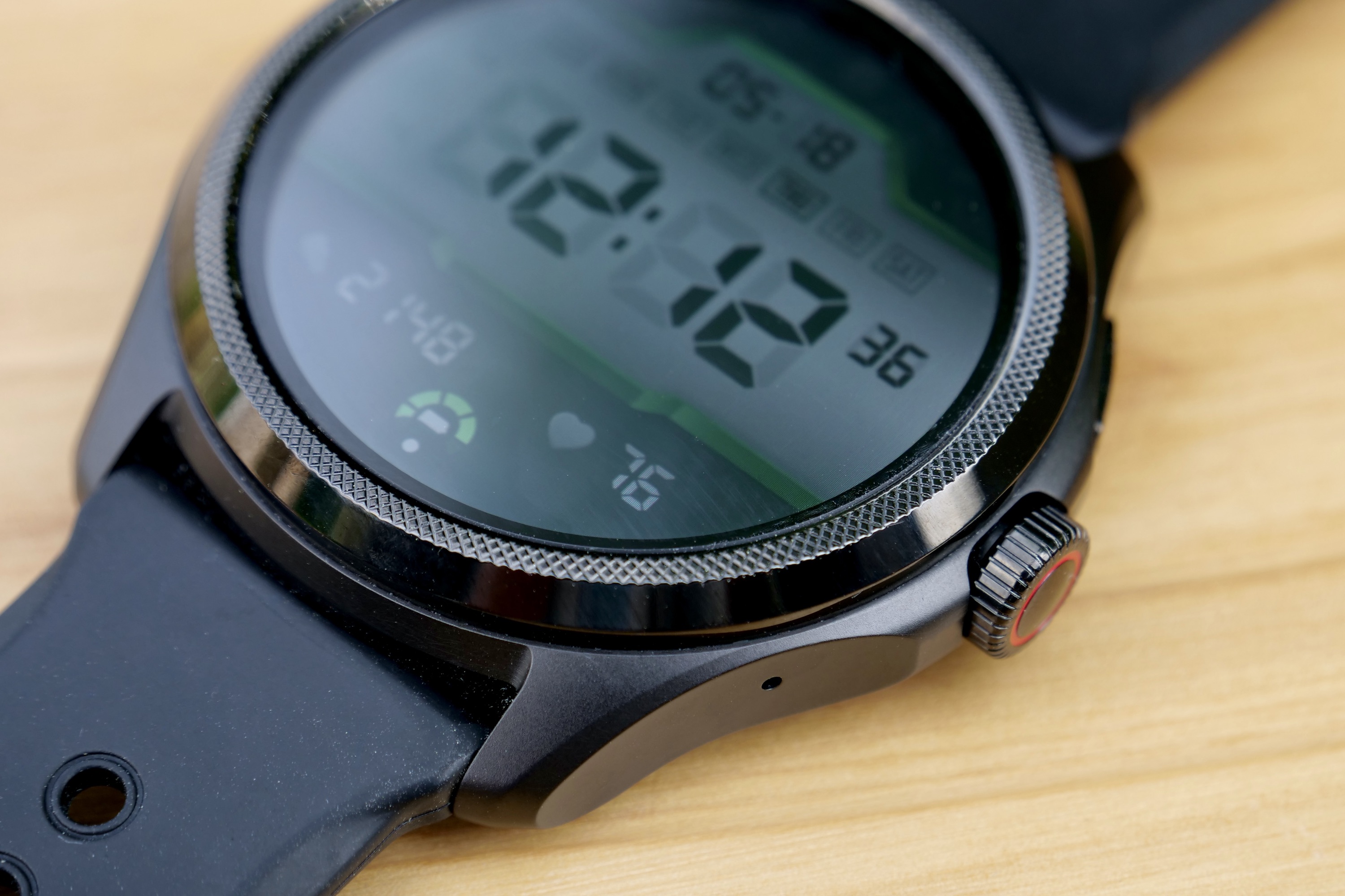 The bezel on the Mobvoi TicWatch Pro 5.