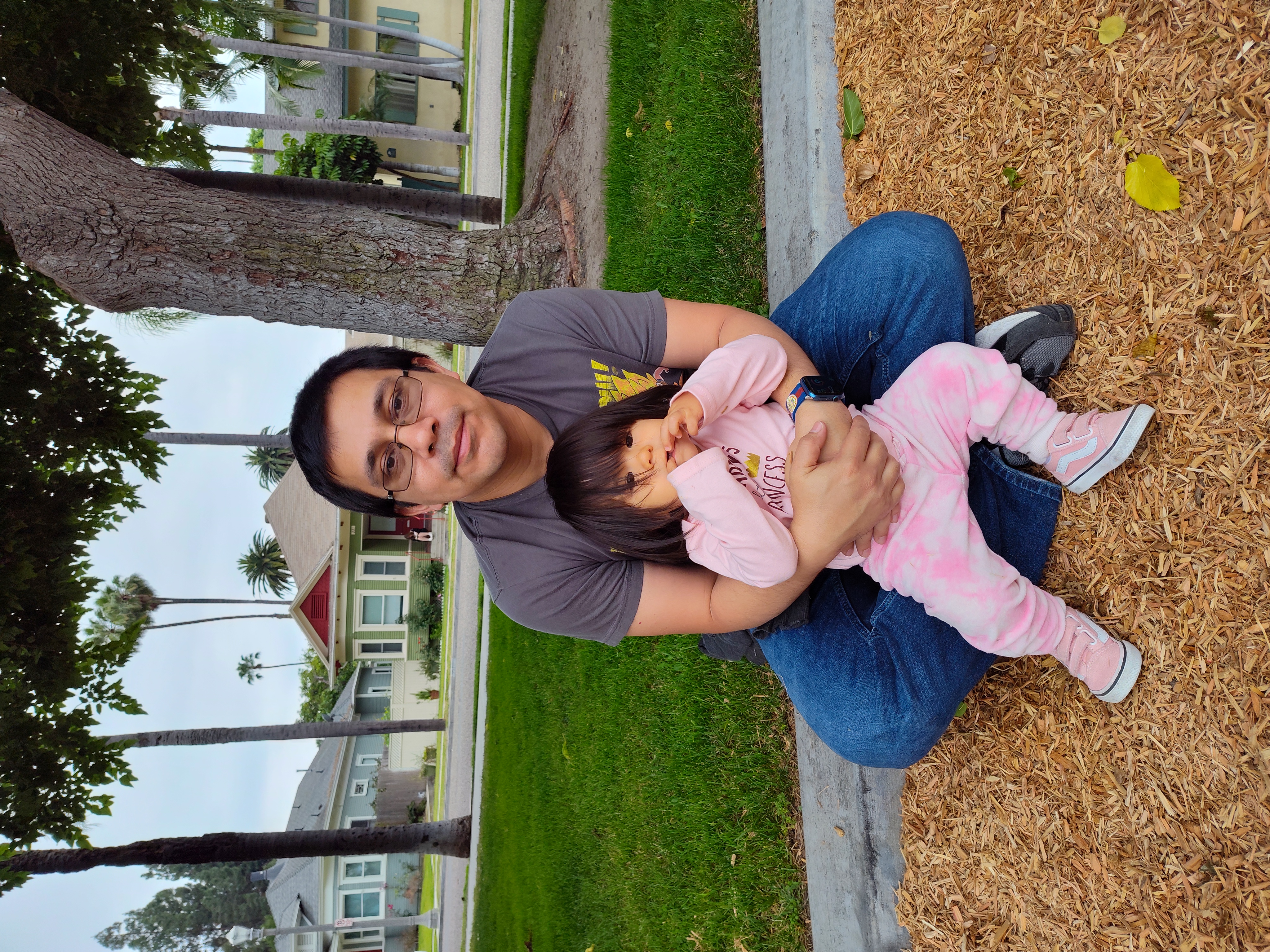 Dad and daughter taken with Moto G Stylus 5G 2023.