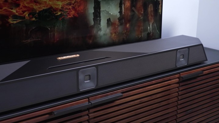 Center channel of the Nakamichi Dragon Surround System.