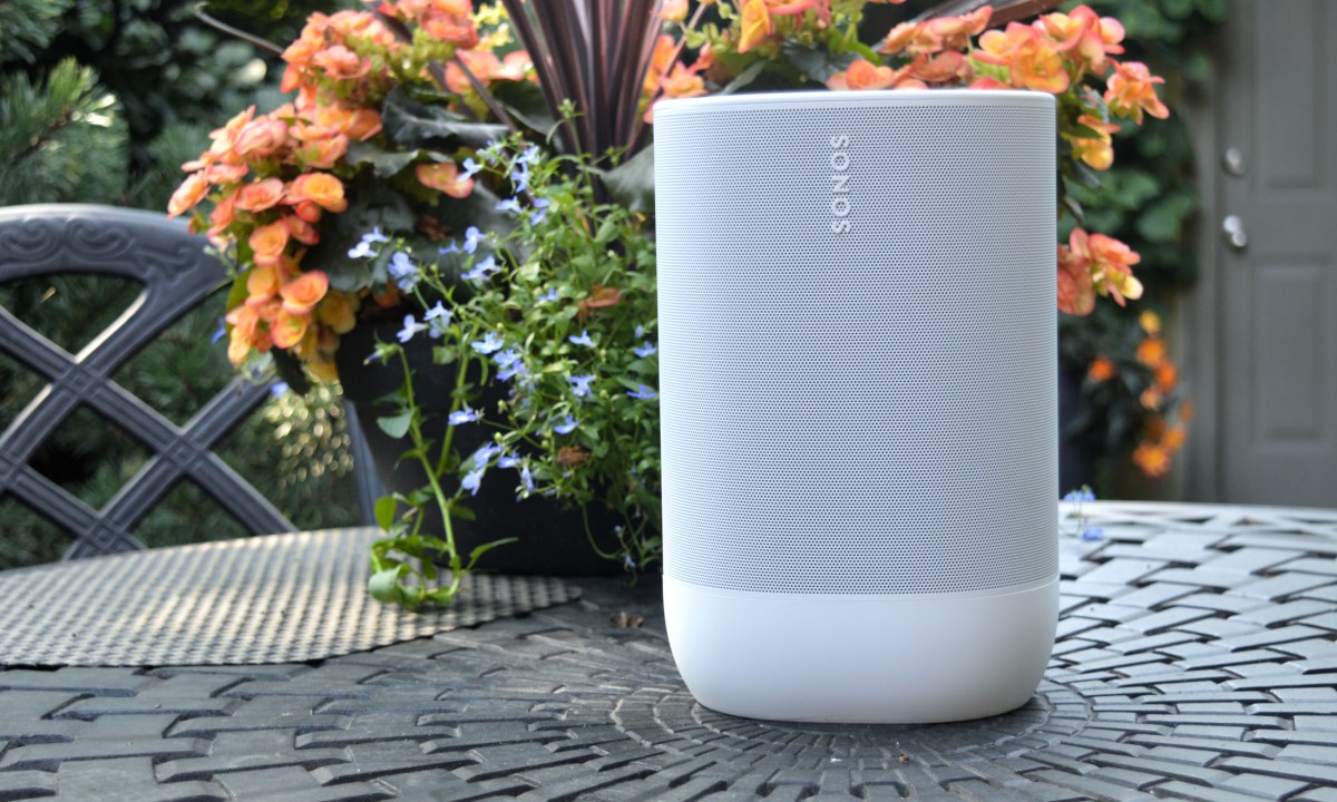 Sonos Move 2 in white.